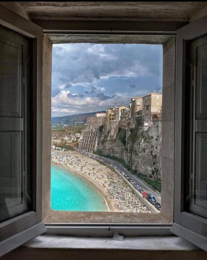 Bed & Breakfast Bibio Parghelia Bagian luar foto